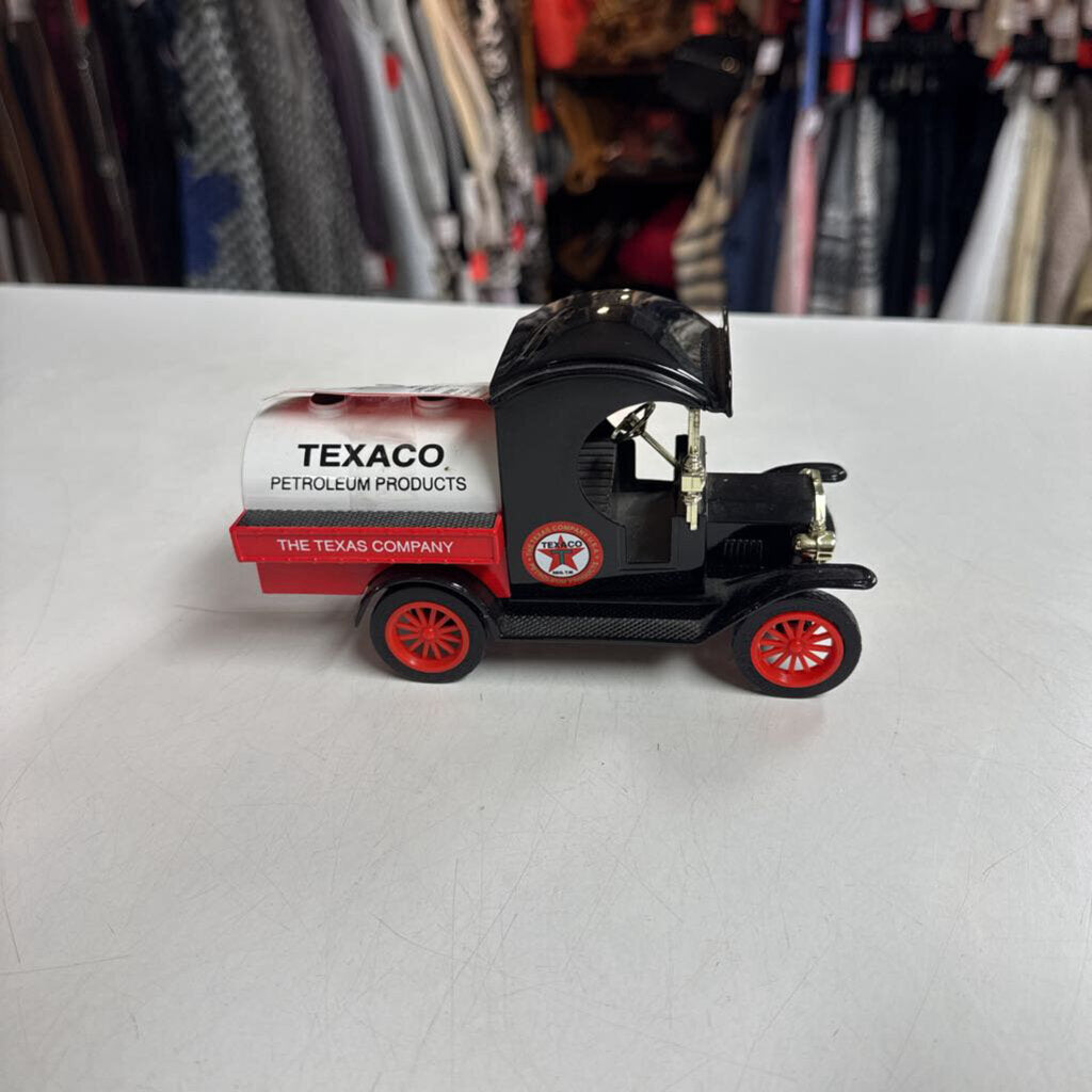 1912 Ford Model T Oil Tanker