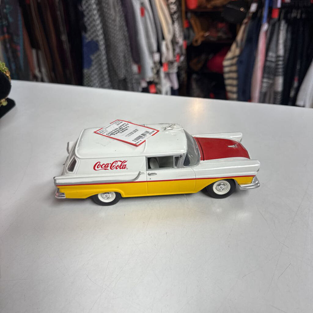 Johnny Lightning 1957 Ford Panel Delivery Vehicle
