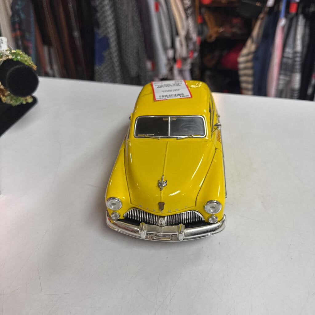 Johnny Lightning 1949 Mercury Coupe