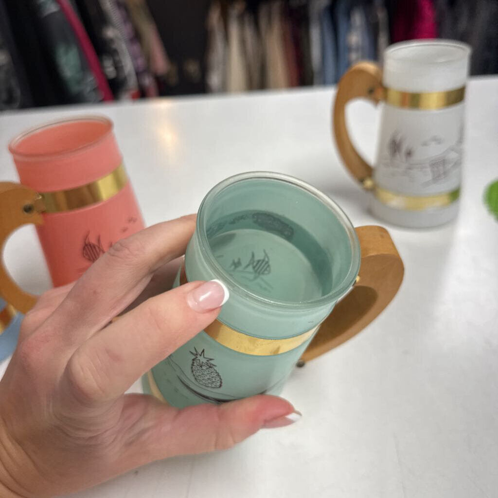 Vintage Frosted Tropical Tiki Mugs (5)