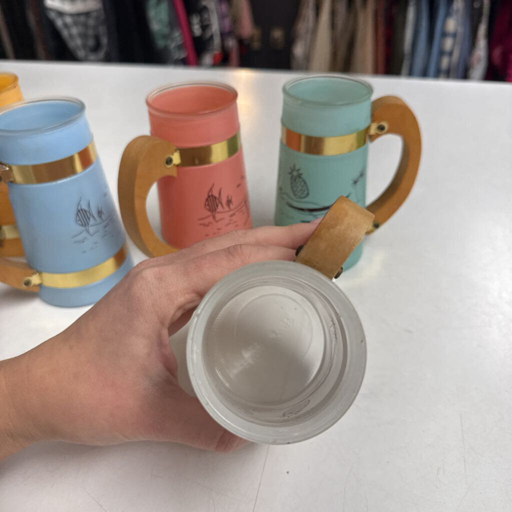 Vintage Frosted Tropical Tiki Mugs (5)