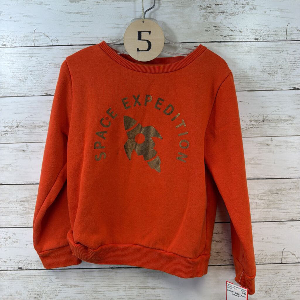 Sweatshirt