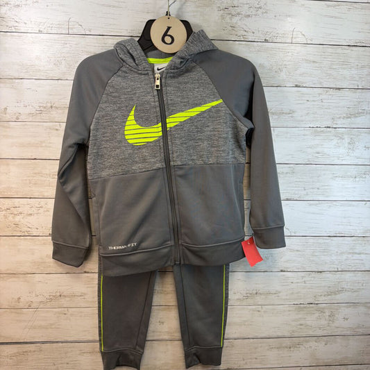 Outfit